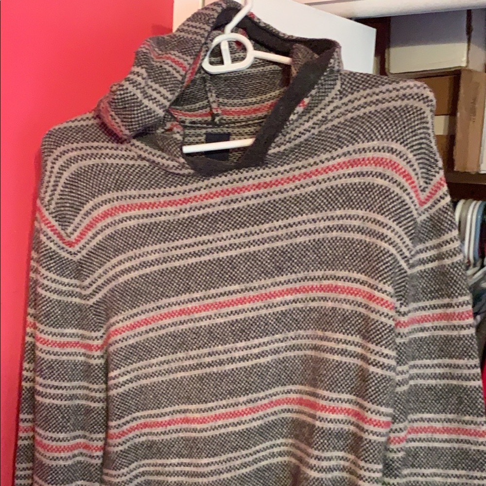 Gap pullover size M